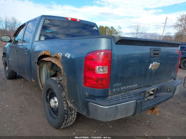2011 CHEVROLET SILVERADO 1500 1GCPKPE33BF249378 Photo 2