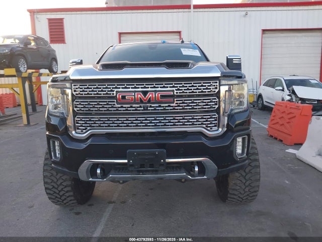 1GT49REYXMF112883 GMC Sierra 2500hd 4wd Standard Bed Denali