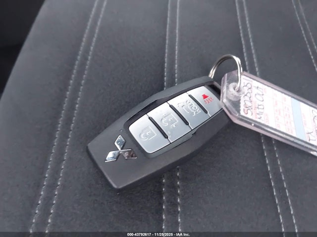2025 MITSUBISHI OUTLANDER JA4J4VA89SZ017513 Photo 10