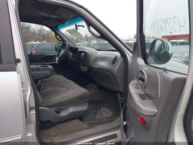 2002 FORD F-150 1FTRW08L02KA41529 Photo 4