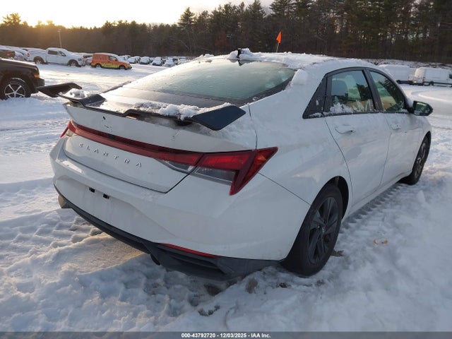 Hyundai ELANTRA SEL 2021 5NPLM4AG7MH044087 Image 4