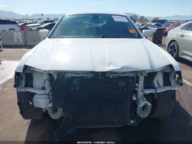 2C3CCAAG2HH647193 Chrysler 300 Limited