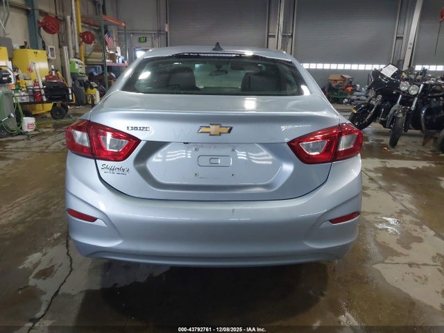 Chevrolet Cruze Ls Auto 2018 1G1BC5SM7J7121963 Image 16