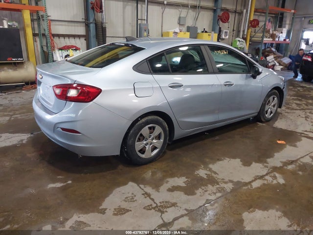 Chevrolet Cruze Ls Auto 2018 1G1BC5SM7J7121963 Image 4