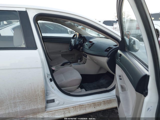 2010 MITSUBISHI LANCER JA32U1FU5AU017205 Photo 4