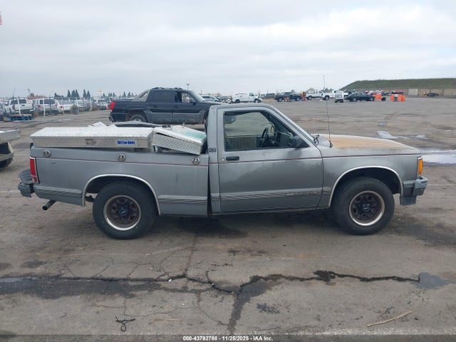 43792788 :رقم المزاد ، 1GTCS14Z9N8502245 vin ، 1992 Gmc Sonoma مزاد بيع