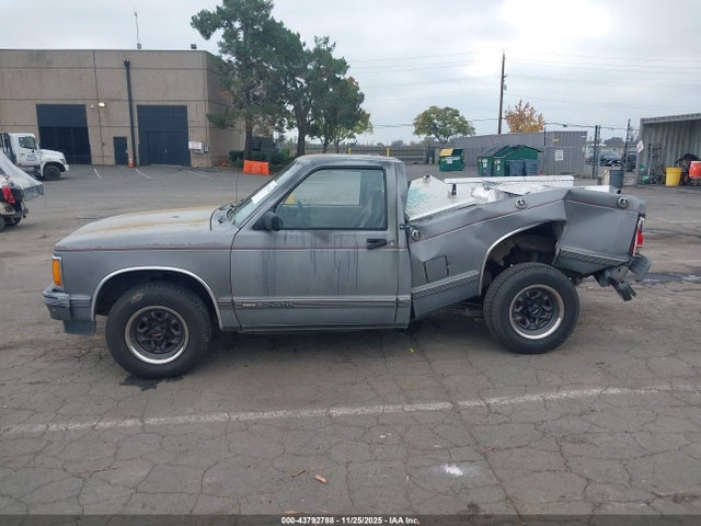 43792788 :رقم المزاد ، 1GTCS14Z9N8502245 vin ، 1992 Gmc Sonoma مزاد بيع