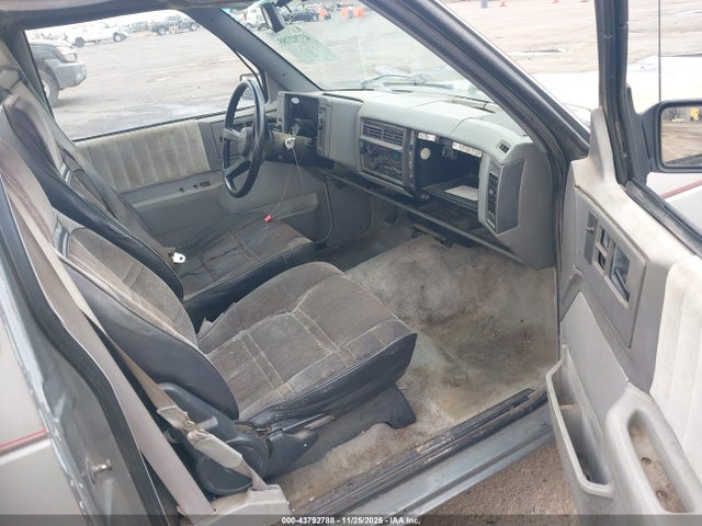 43792788 :رقم المزاد ، 1GTCS14Z9N8502245 vin ، 1992 Gmc Sonoma مزاد بيع