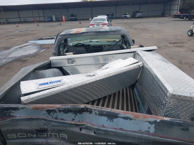 43792788 :رقم المزاد ، 1GTCS14Z9N8502245 vin ، 1992 Gmc Sonoma مزاد بيع