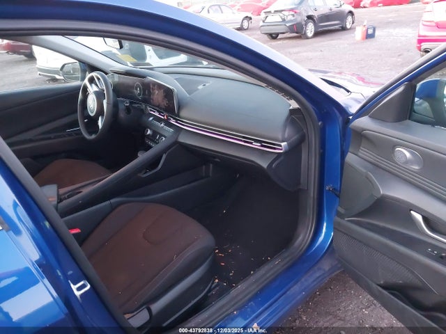 KMHLS4DG3SU909203 Hyundai Elantra Sel Convenience
