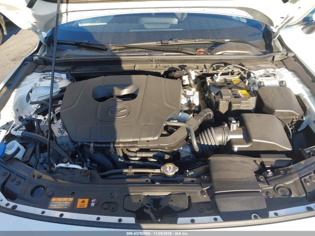 JM1BPALM0S1787554 Mazda Mazda3 2.5 S Preferred