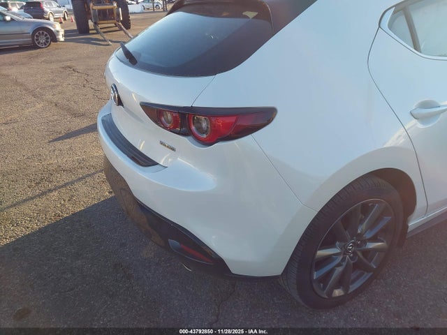 JM1BPALM0S1787554 Mazda Mazda3 2.5 S Preferred