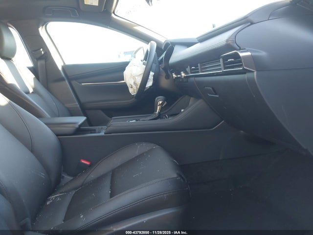 JM1BPALM0S1787554 Mazda Mazda3 2.5 S Preferred