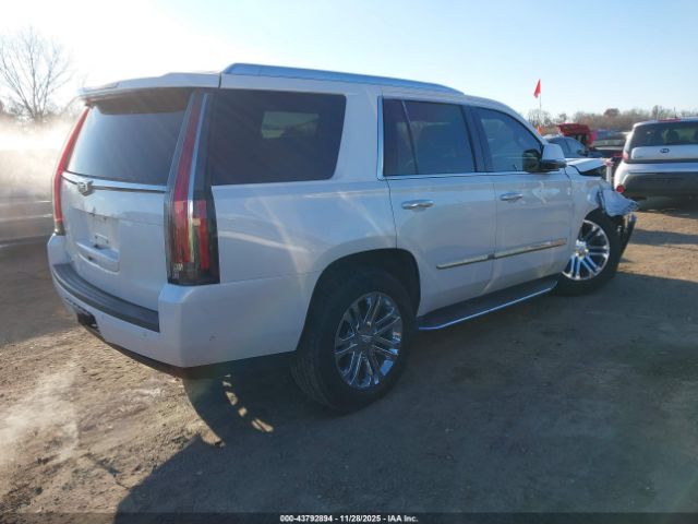 2017 CADILLAC ESCALADE 1GYS3AKJ6HR374819 Photo 3