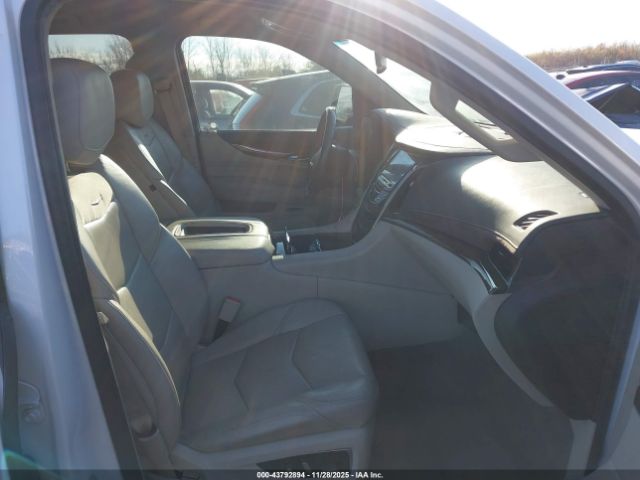 2017 CADILLAC ESCALADE 1GYS3AKJ6HR374819 Photo 4