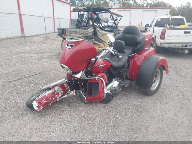 2021 HARLEY-DAVIDSON FLHTCUTG 1HD1MAF16MB851226 Photo 1