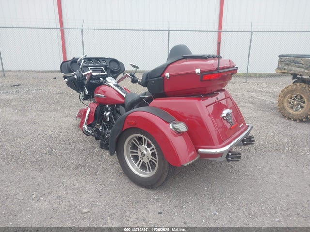 2021 HARLEY-DAVIDSON FLHTCUTG 1HD1MAF16MB851226 Photo 2