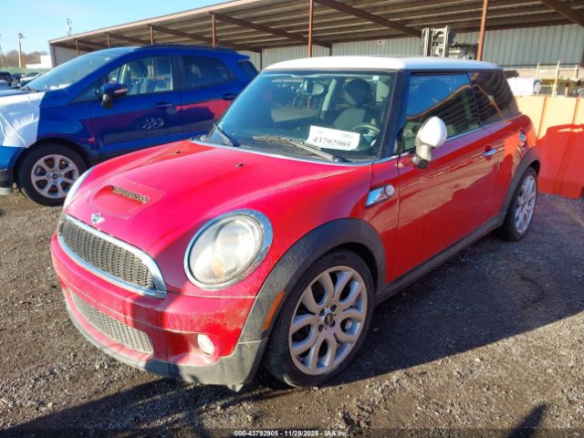 2010 MINI COOPER S WMWMF7C57ATZ73096 Photo 1