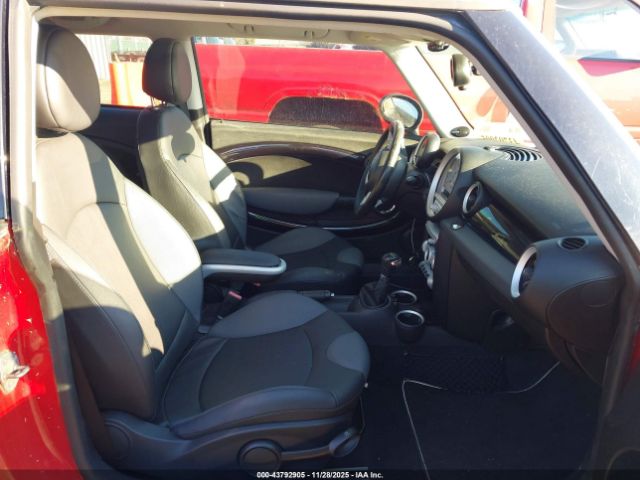 2010 MINI COOPER S WMWMF7C57ATZ73096 Photo 4