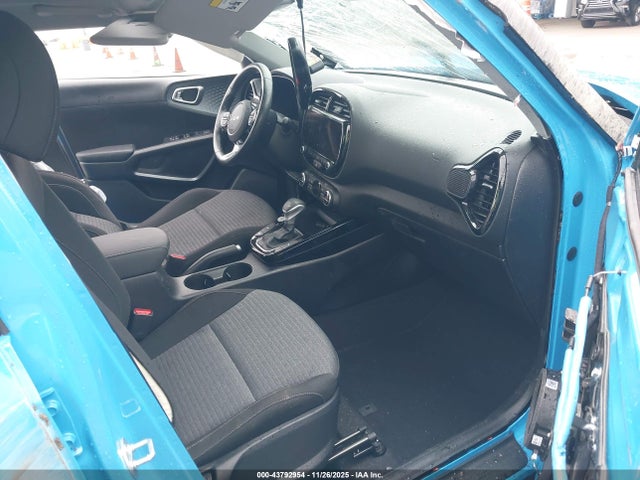 KNDJ33AU7R7231397 KIA SOUL EX