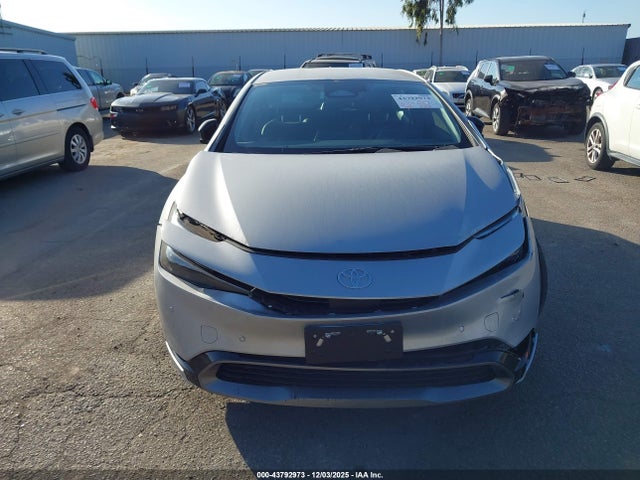 Toyota Prius 2025 JTDACAAUXS3060579 Image 26