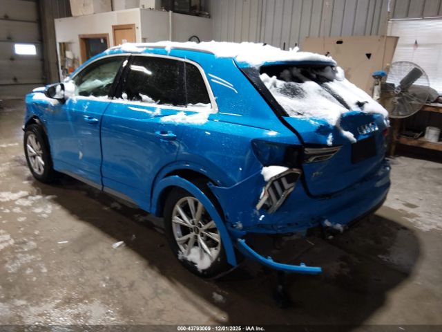 2022 AUDI Q3 WA1EECF33N1149945 Photo 2