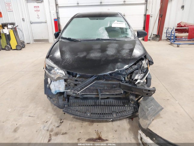 2T1BURHE3GC745987 Toyota COROLLA LE