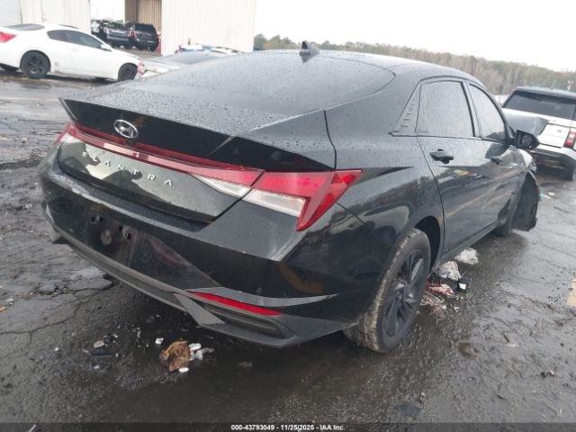 2021 HYUNDAI ELANTRA KMHLM4AG2MU066743 Photo 3