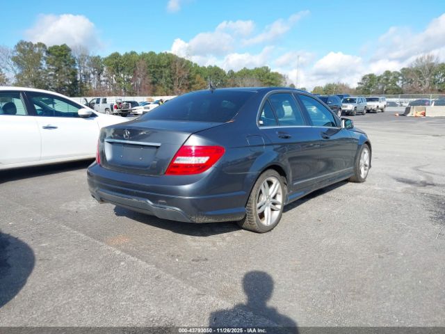 2014 MERCEDES-BENZ C 250 WDDGF4HBXEG233110 Photo 3