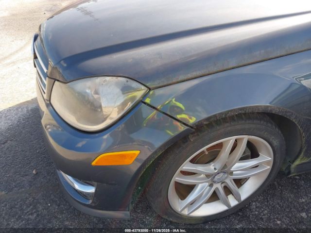 2014 MERCEDES-BENZ C 250 WDDGF4HBXEG233110 Photo 5