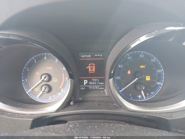 43793082 :رقم المزاد ، 2T1BURHE9EC126789 vin ، 2014 Toyota Corolla S Plus مزاد بيع