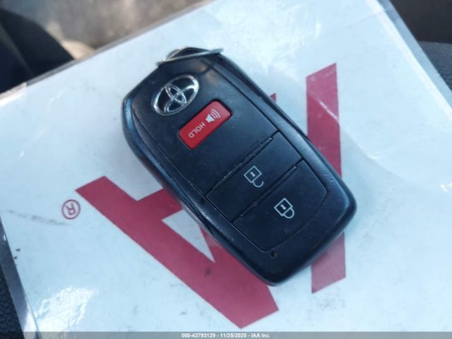 2024 TOYOTA COROLLA CROSS 7MUFBABG3RV029304 Photo 10