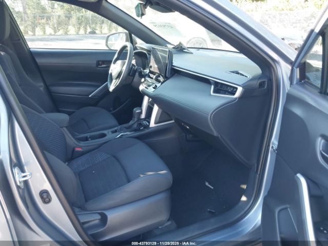 2024 TOYOTA COROLLA CROSS 7MUFBABG3RV029304 Photo 4