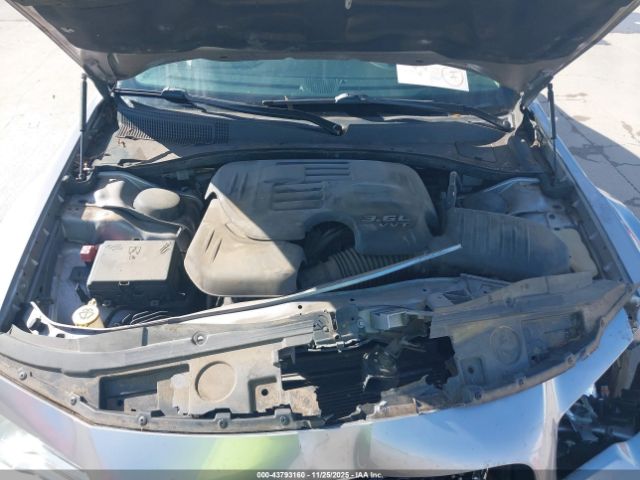 2015 CHRYSLER 300 2C3CCAAG7FH786359 Photo 9