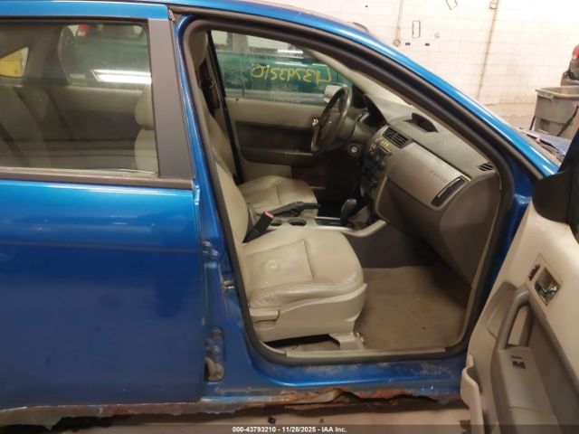 2010 FORD FOCUS 1FAHP3HNXAW195254 Photo 4