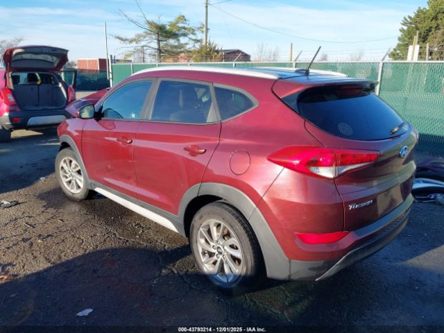 2017 HYUNDAI TUCSON KM8J33A40HU491166 Photo 2