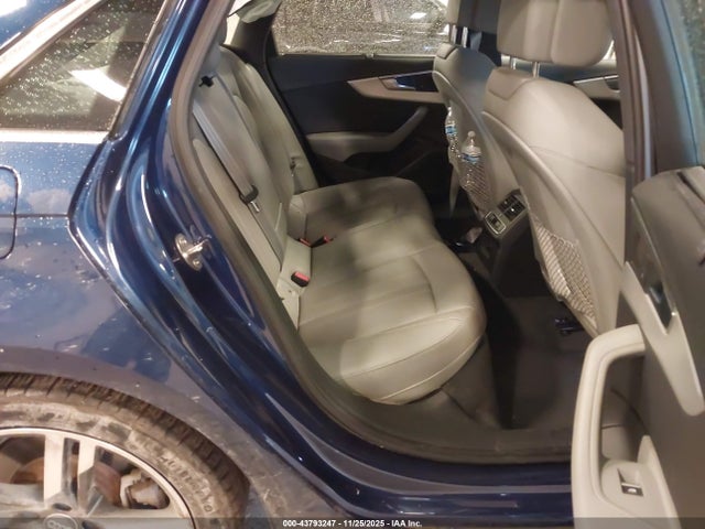 2017 AUDI A4 WAUFNAF40HN019770 Photo 7