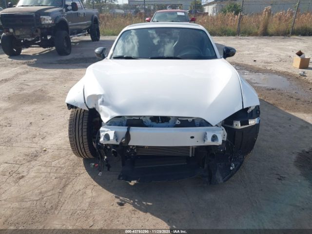 2024 MAZDA MX-5 MIATA RF JM1NDAL73R0604969 Photo 5