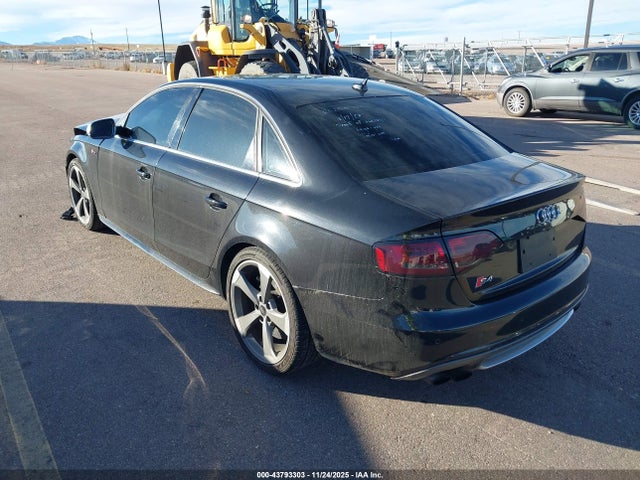 2010 AUDI S4 WAUKGAFL1AA105182 Photo 2