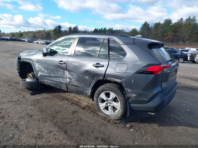 2019 TOYOTA RAV4 JTMP1RFV5KD520273 Photo 2