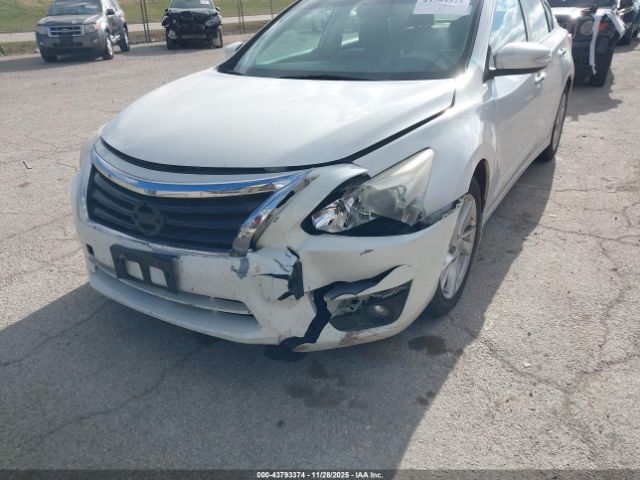 2015 NISSAN ALTIMA 1N4AL3AP1FN408131 Photo 5