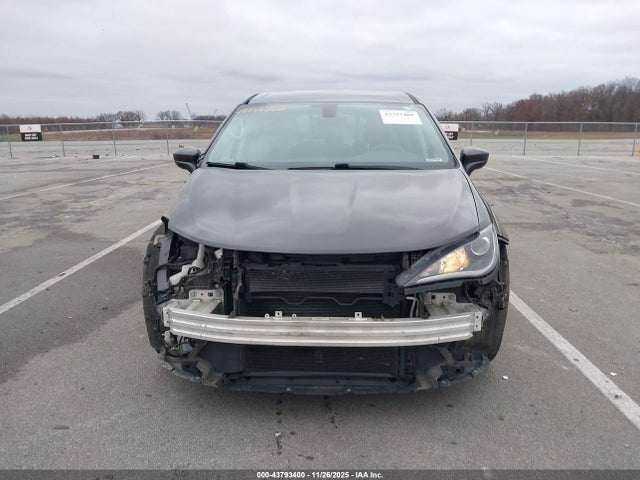 2C4RC1FG8JR122959 Chrysler Pacifica Touring Plus
