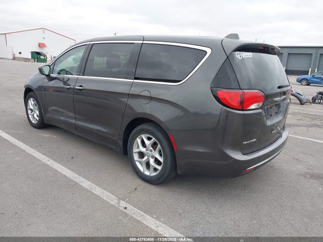 2C4RC1FG8JR122959 Chrysler Pacifica Touring Plus