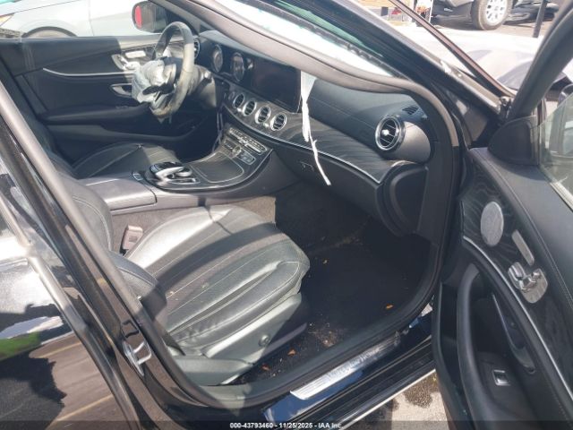 2019 MERCEDES-BENZ E 300 WDDZF4KB0KA517748 Photo 4