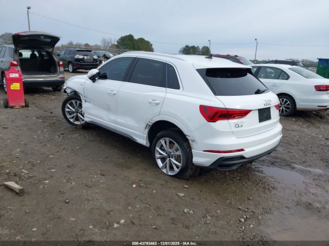 2024 AUDI Q3 WA1EECF35R1082724 Photo 2