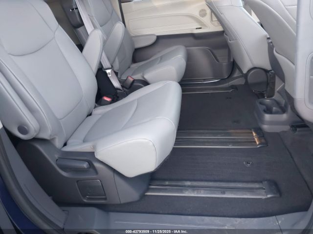 2023 TOYOTA SIENNA 5TDYRKEC5PS143444 Photo 7
