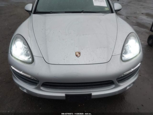 2011 PORSCHE CAYENNE WP1AB2A29BLA43634 Photo 5