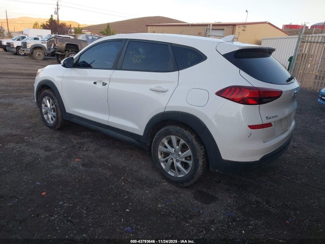 Hyundai TUCSON SE 2019 KM8J2CA4XKU958975 Image 3
