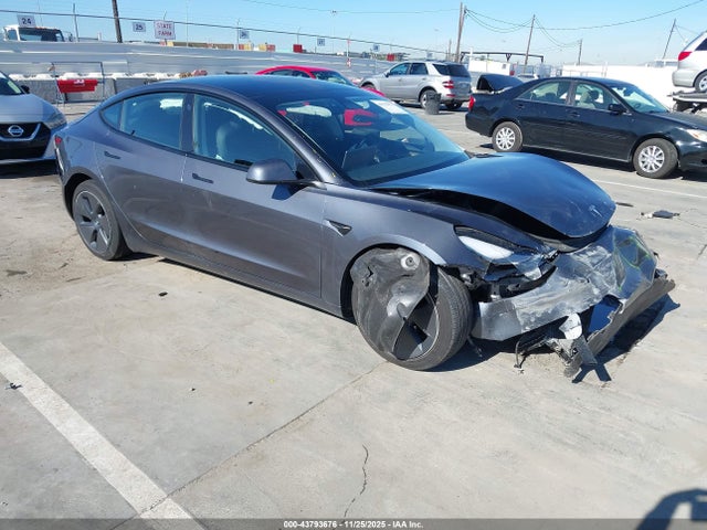 2023 TESLA MODEL 3 5YJ3E1EA2PF661806 Photo 0