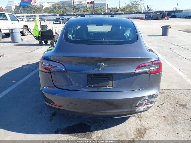 Tesla Model 3 Rear-wheel Drive 2023 5YJ3E1EA2PF661806 Image 16